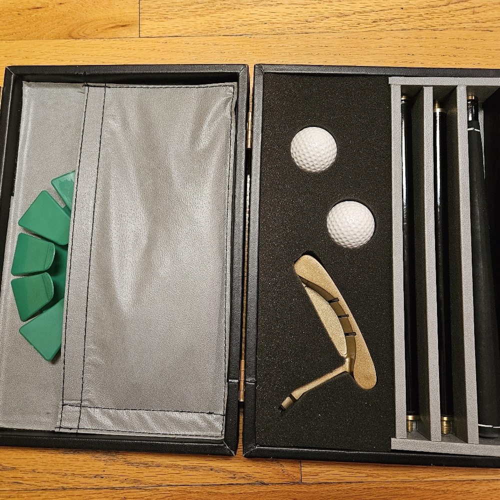 CORPUS Travel  Golf Putter Sectional putter with Cup, Balls & Case